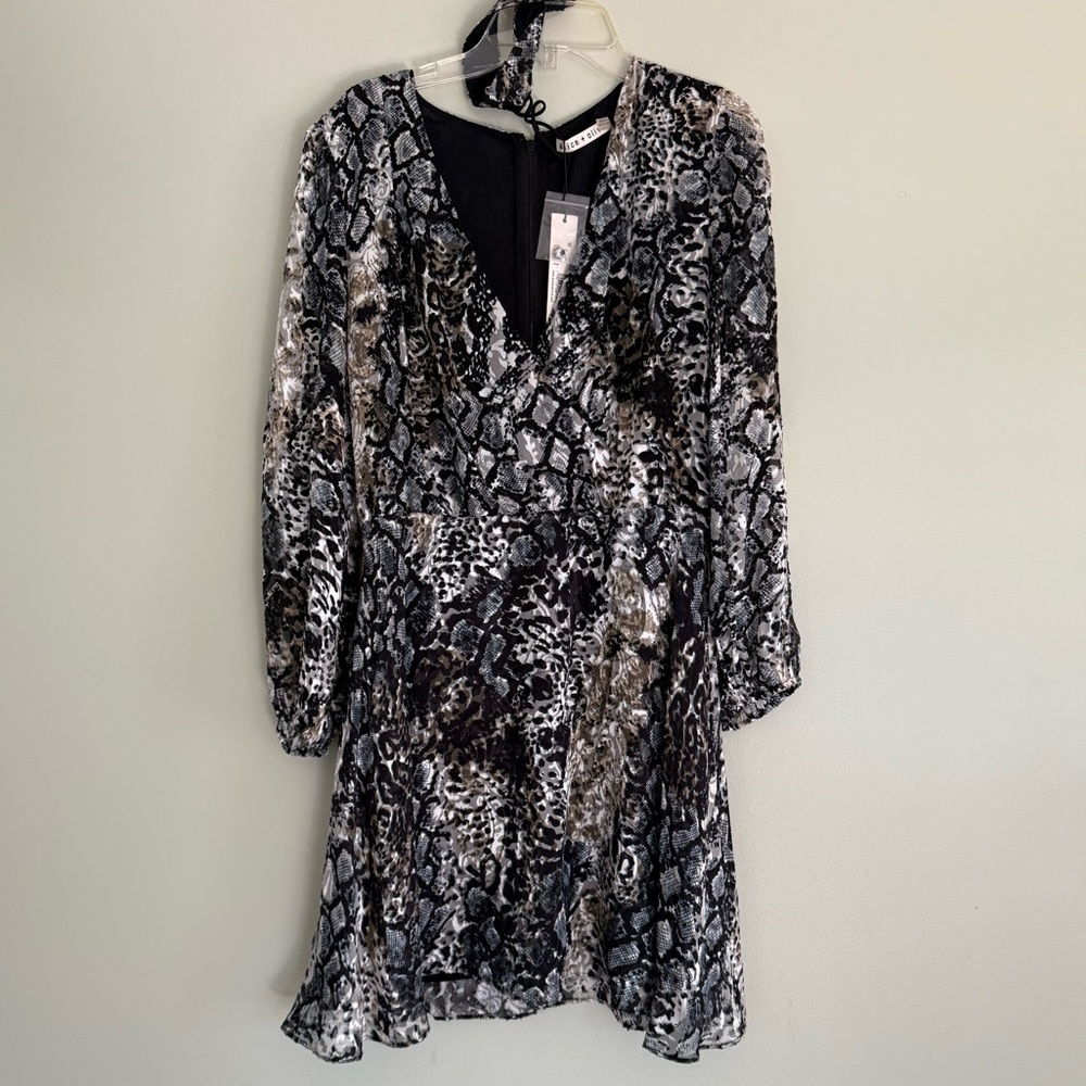 NWT Alice Olivia Rita blouson snake print pattern choker dress size small 6